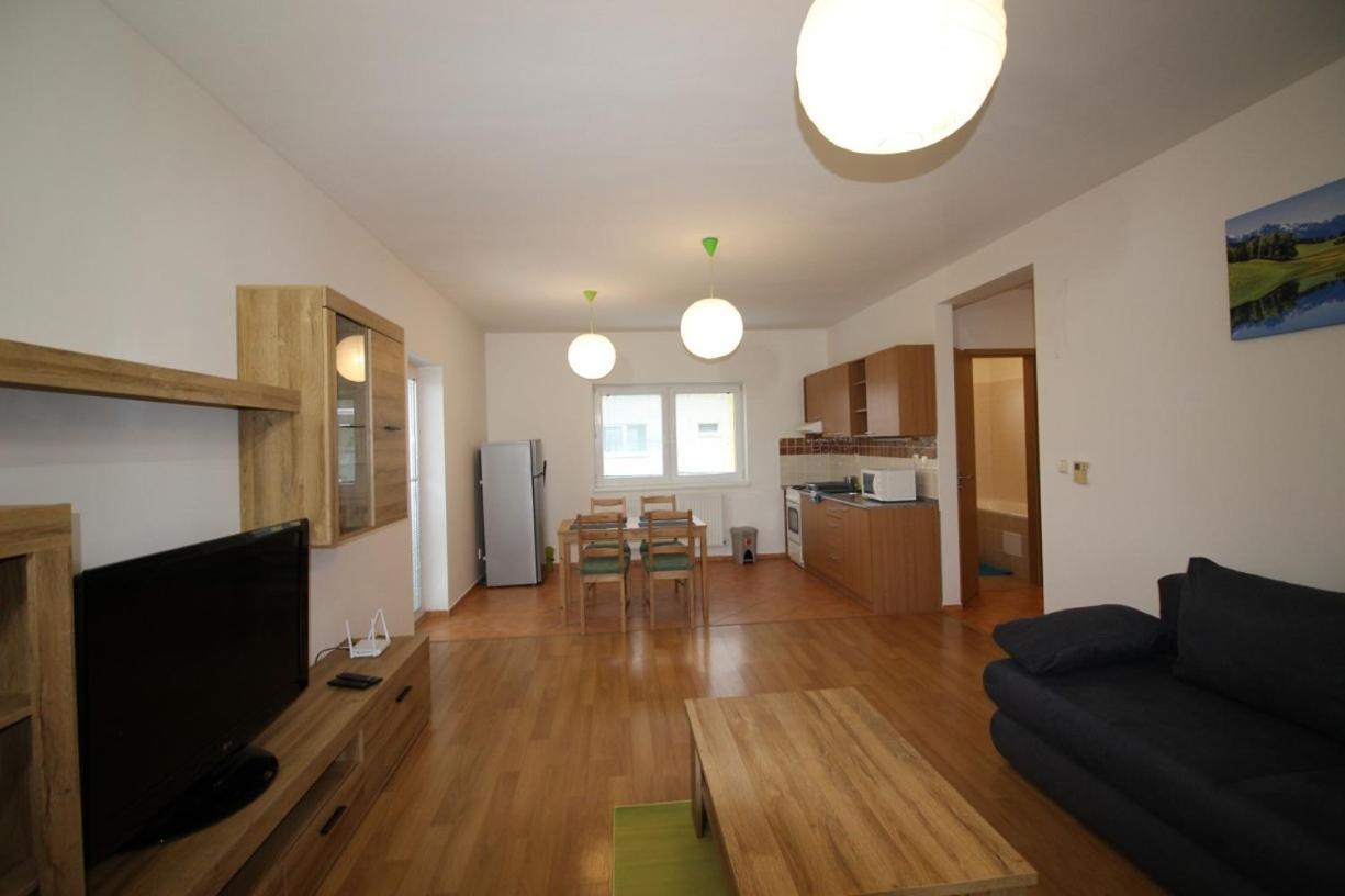 Apartman 502 Ruzindol Ngoại thất bức ảnh